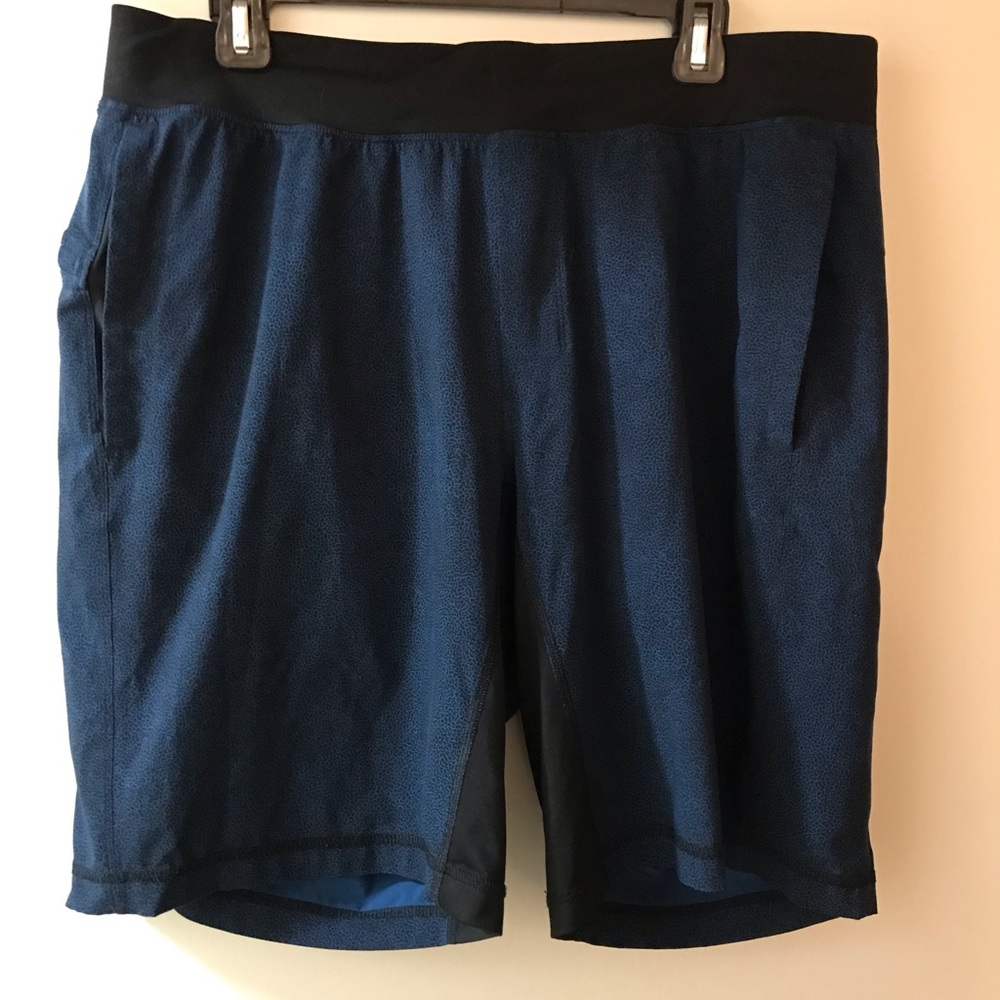 Lululemon Men’s T.H.E Short XL, 9”